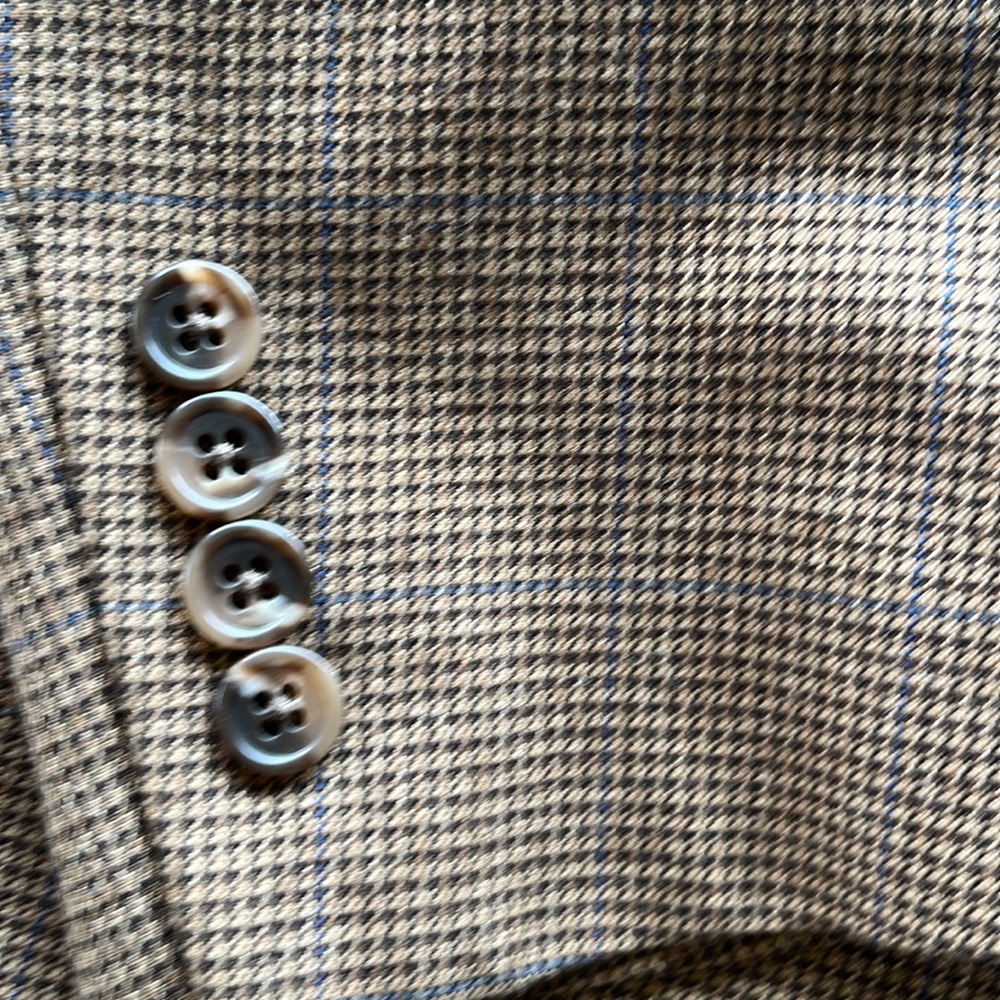 Men’s Brown Plaid Blazer - Picture 2 of 6